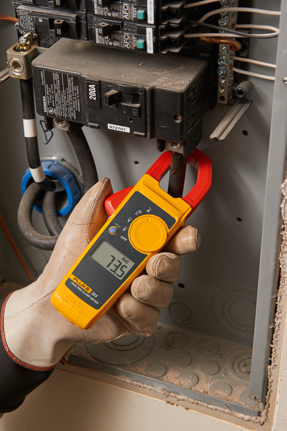 FLUKE-117/323 KIT | Kit combinado de multímetro para electricistas