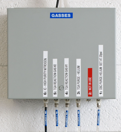 B30C-2250-595-WT  |   Cinta de etiquetas de vinilo con adhesivo permanente Brady