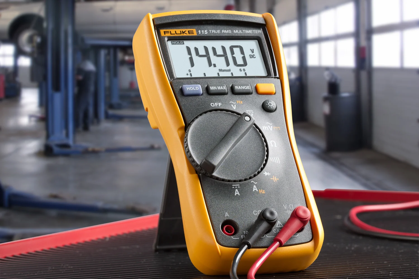 FLUKE-115 - Multimetro Variables básicas, 600V TRMS