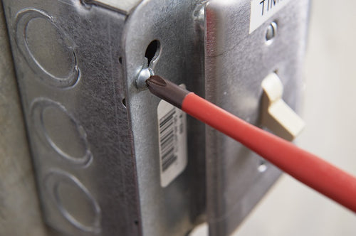 IKST7 - Kit básico de herramientas de mano aisladas de Fluke