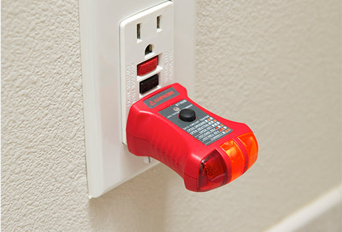 ST-102B - Comprobador de tomas electricos